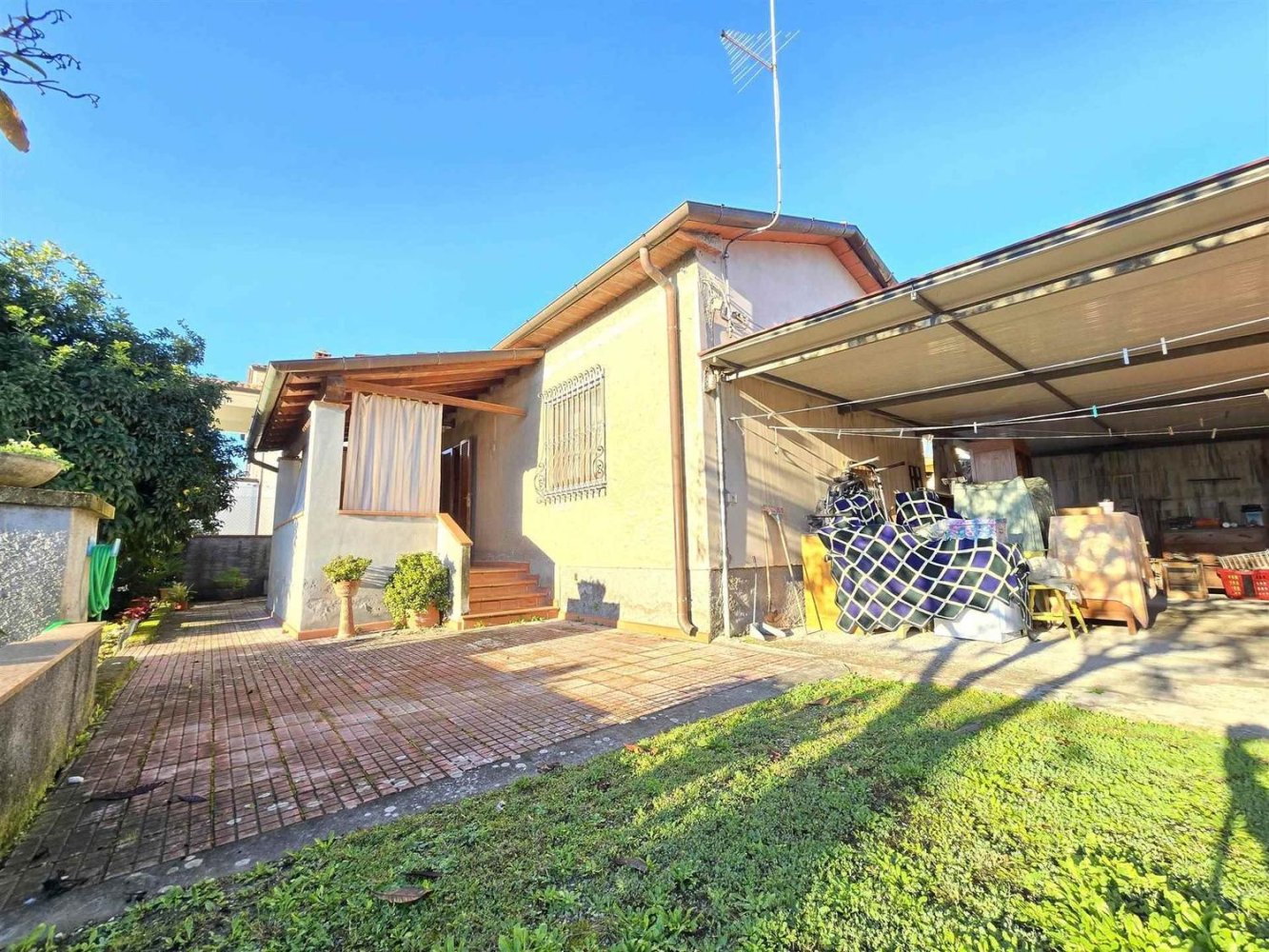 5-Zimmer Villa in Seravezza, Italy, Nr. 147692