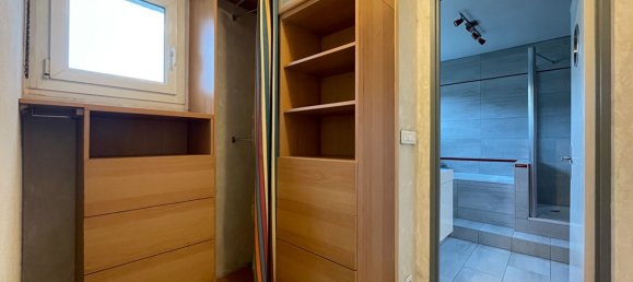 4 chambres Appartement à Clouange, France No. 253457 10