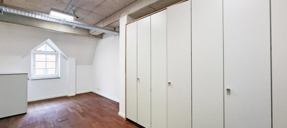 247m² Office in Hamburg-Mitte, Germany No. 294235 2