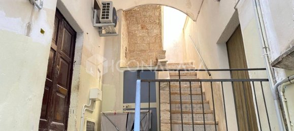 Studio in Bari, Italy, Nr. 17789 6