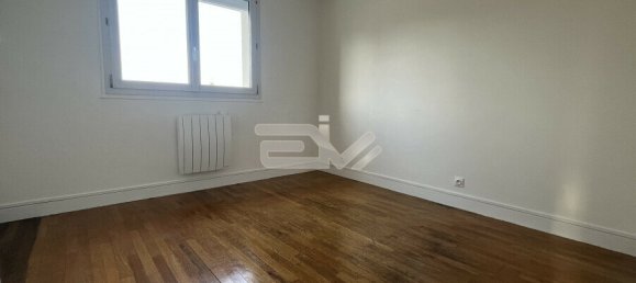 Casa T3 em Muizon, France N.º 53545 7