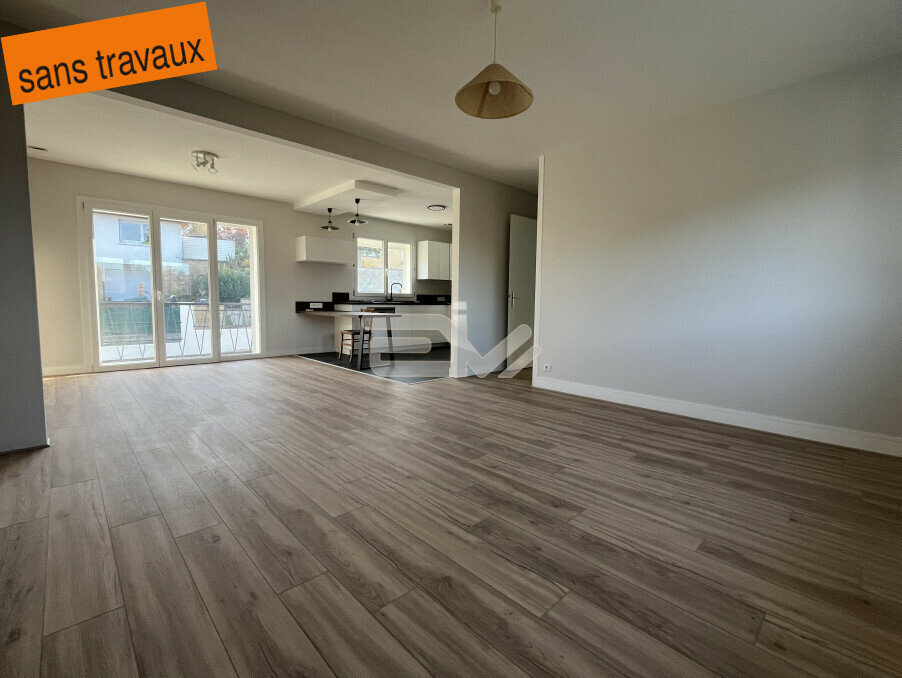 Casa T3 em Muizon, France N.º 53545