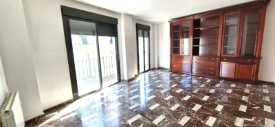 4 Schlafzimmer Doppelhaus in Badajoz, Spain, Nr. 180091