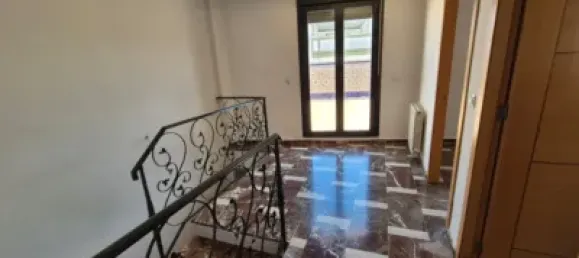 4 Schlafzimmer Doppelhaus in Badajoz, Spain, Nr. 180091 17