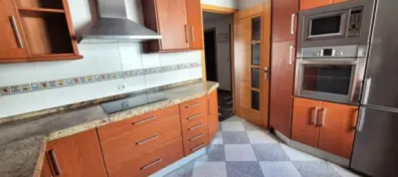 4 Schlafzimmer Doppelhaus in Badajoz, Spain, Nr. 180091 11