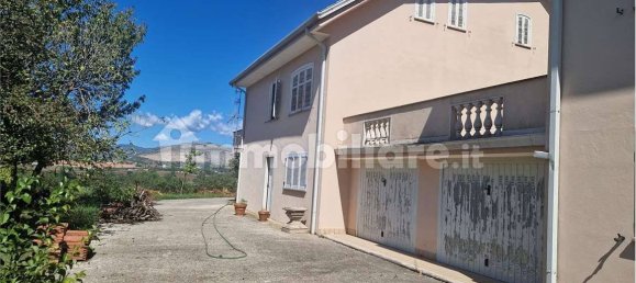 7 غرف نوم فيلا في Frosinone, Italy رقم 86410 8