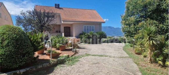 7 غرف نوم فيلا في Frosinone, Italy رقم 86410 5