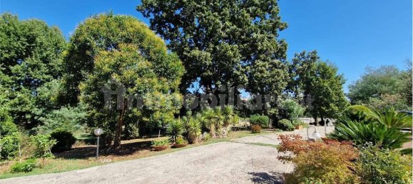 7 غرف نوم فيلا في Frosinone, Italy رقم 86410 6