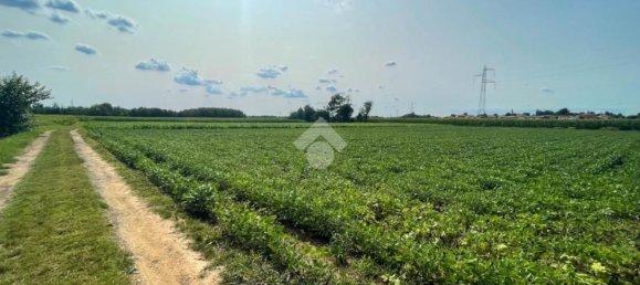 4000m² Land in Casatenovo, Italy No. 73059 17