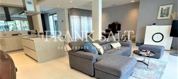 Apartamento T2 em Saint Julian's, Malta N.º 4561 2