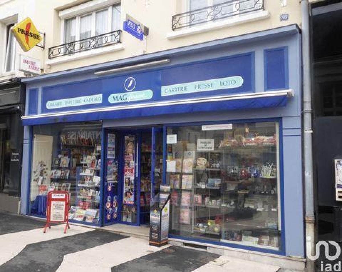 Oficina en Montivilliers, France 35 m² No. 19484