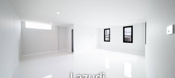 4 bedrooms Villa in Bang Lamung, Thailand No. 24161 8