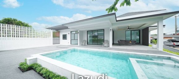 4 bedrooms Villa in Bang Lamung, Thailand No. 24161 2