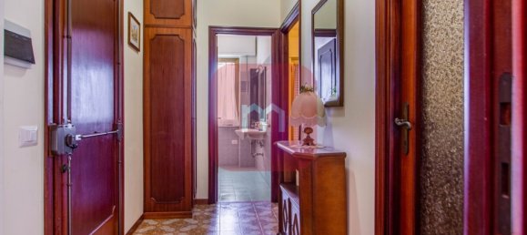 2غرفة شقة في Pomezia, Italy رقم 205807 11