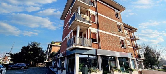 272m² Commercial property in Reggio Emilia, Italy No. 371943 17