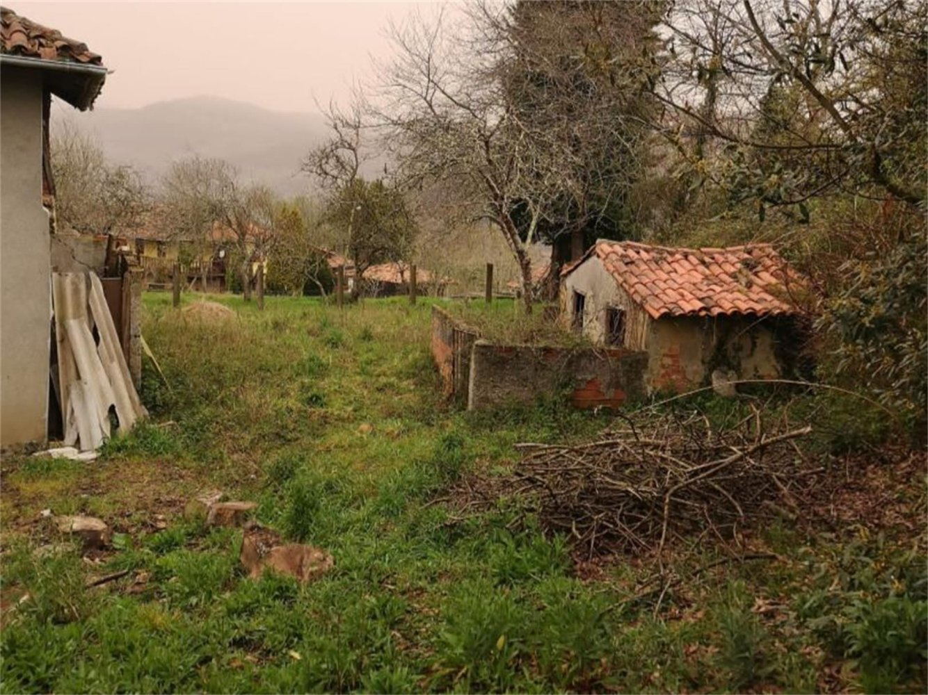 2 bedrooms House in Parres, Spain No. 166051