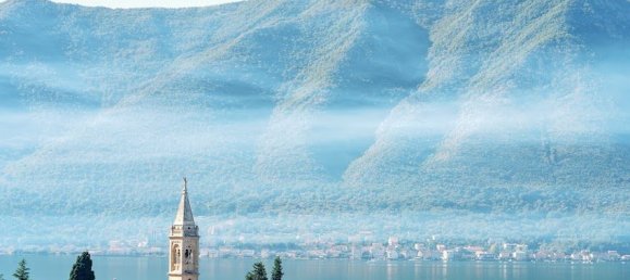 4 bedrooms Commercial property in Kotor, Montenegro No. 8 16