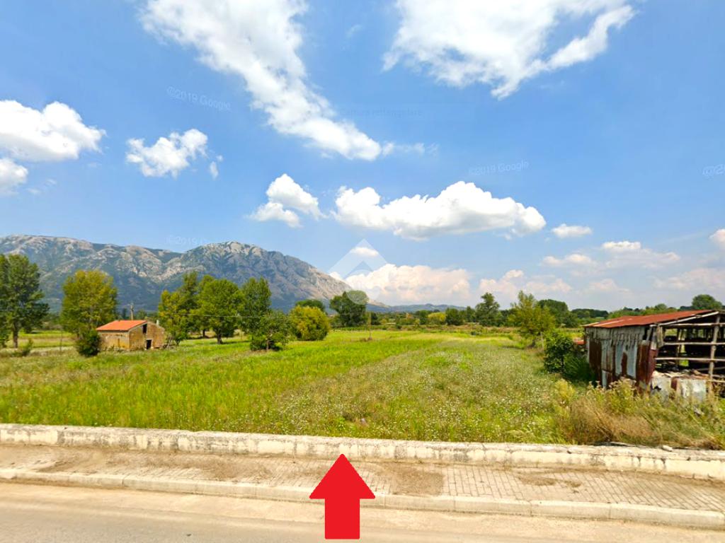 3190m² Land in Airola, Italy No. 356094