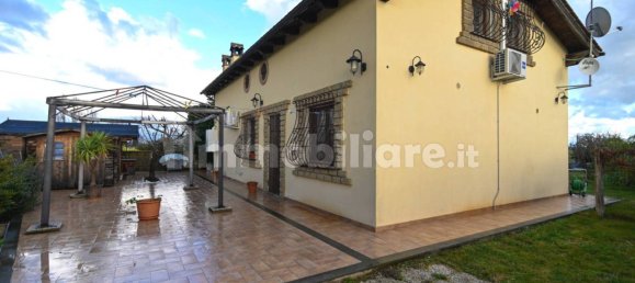 3 Schlafzimmer Villa in Fiumicino, Italy, Nr. 204866 8