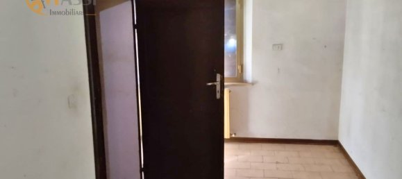  بناية في Cento, Italy 742متر مربع رقم 290521 24