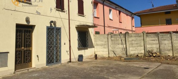  بناية في Cento, Italy 742متر مربع رقم 290521 9