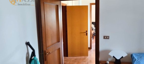  بناية في Cento, Italy 742متر مربع رقم 290521 2