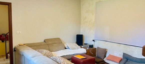 3 bedrooms House in Castelnuovo Magra, Italy No. 316747 3