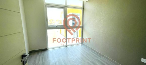 Moradia em banda T3 em Dubai, UAE N.º 24549 7