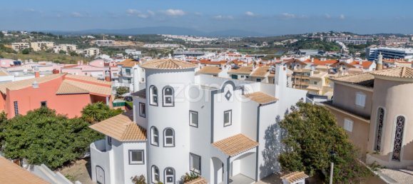 Villa de 4 dormitorios en Lagos, Portugal No. 73391 5