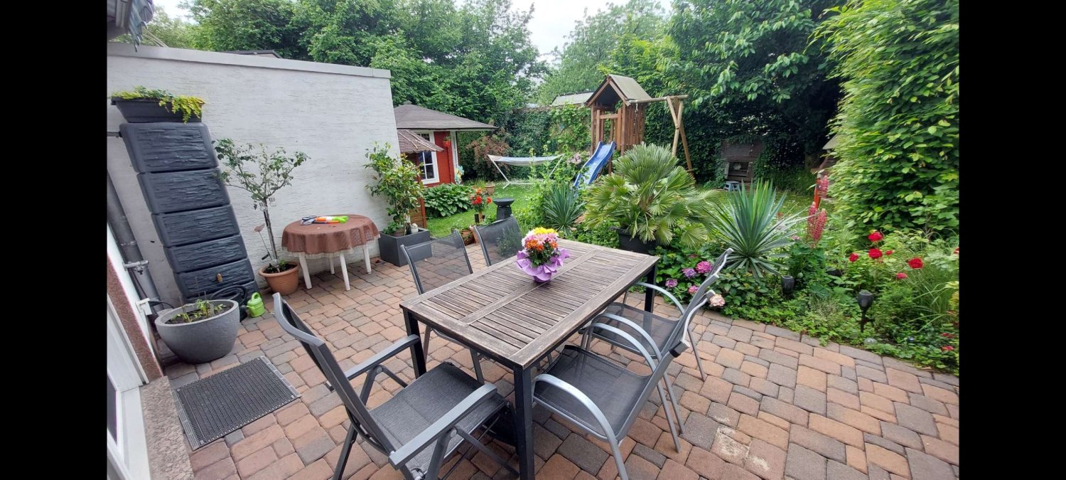 Таунхаус с 4 комнатами в Боттроп, Германия № 241353