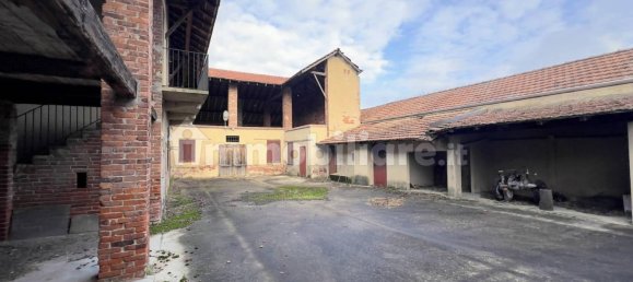 1 bedroom House in Bellinzago Novarese, Italy No. 82865 17