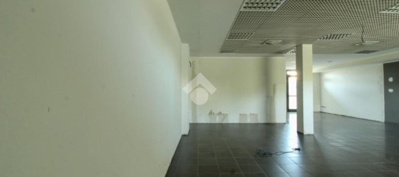 Gewerbliche Immobilie in Verdello, Italy 260m², Nr. 269355 10
