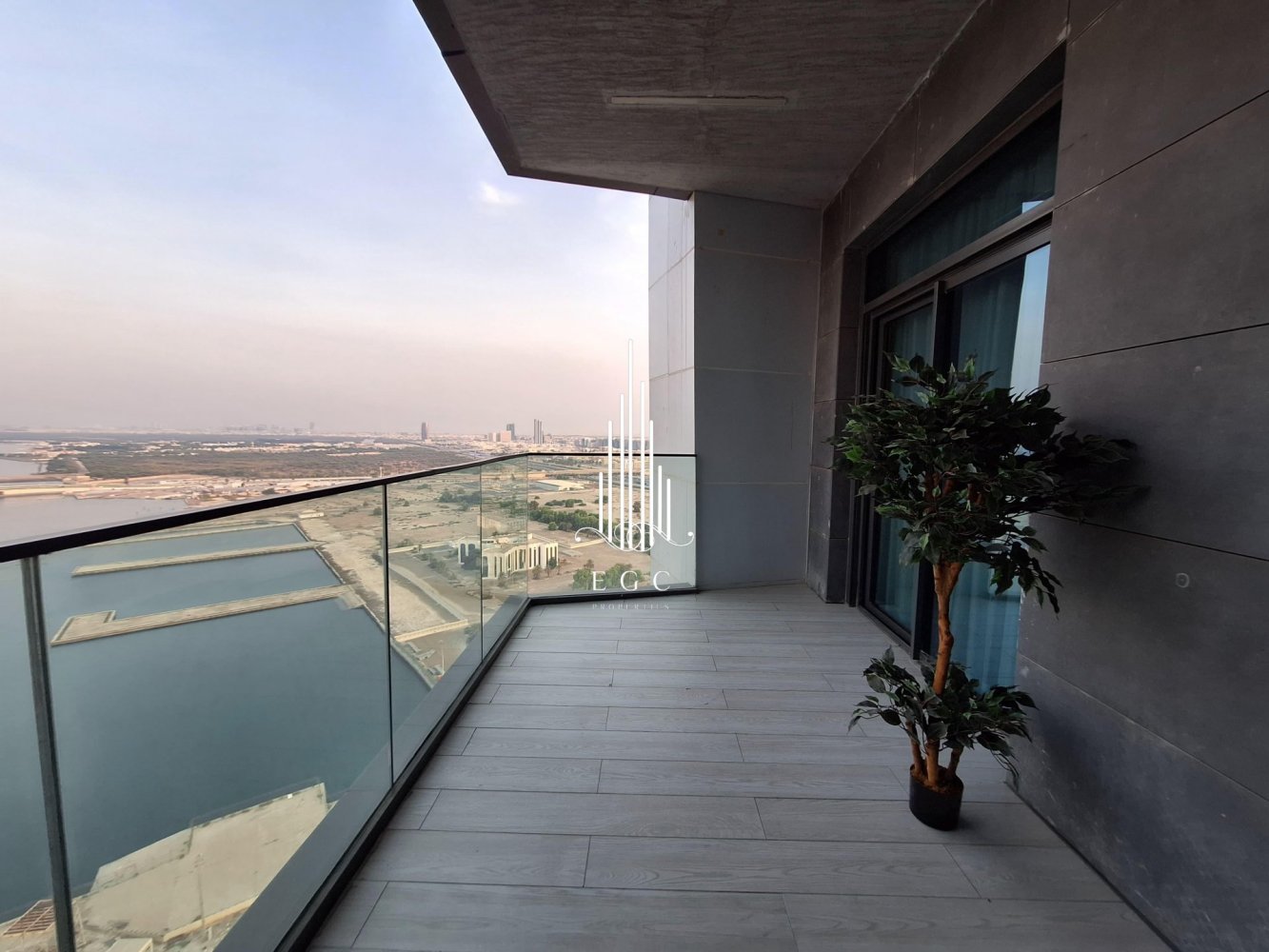 2 bedrooms Apartment in Tourist Club Area, UAE No. 31191