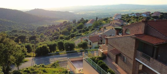 3 rooms Apartment in Scarlino, Italy No. 276976 9