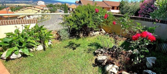 3 rooms Apartment in Scarlino, Italy No. 276976 2