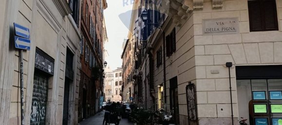 2 rooms Commercial property in Rome, Italy No. 356197 20