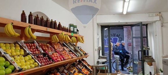 2 rooms Commercial property in Rome, Italy No. 356197 3