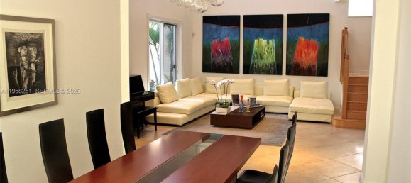 4 chambres villa à vendre à Miami, Miami-Dade, Florida, USA № 615726 10
