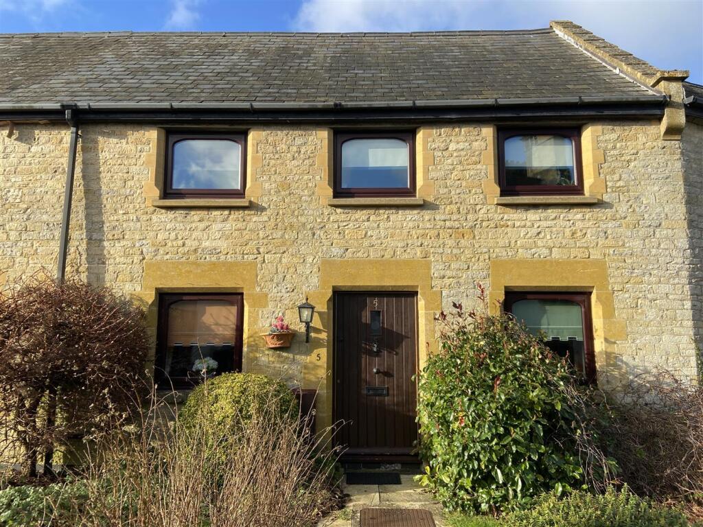 2 bedrooms Land in Stow-on-the-Wold, United Kingdom No. 2994