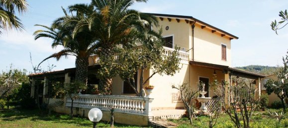 Вилла с 6 комнатами в Кампофеличе ди Рочелла, Италия № 168292 17