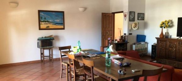 Вилла с 4 комнатами в Фьюмичино, Италия № 128629 4