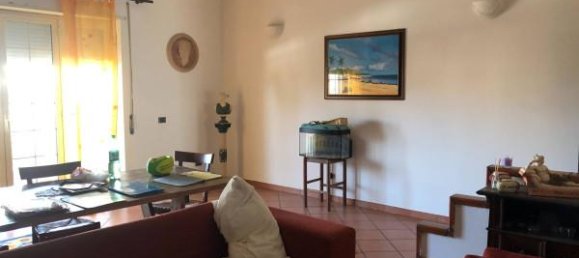 Вилла с 4 комнатами в Фьюмичино, Италия № 128629 7