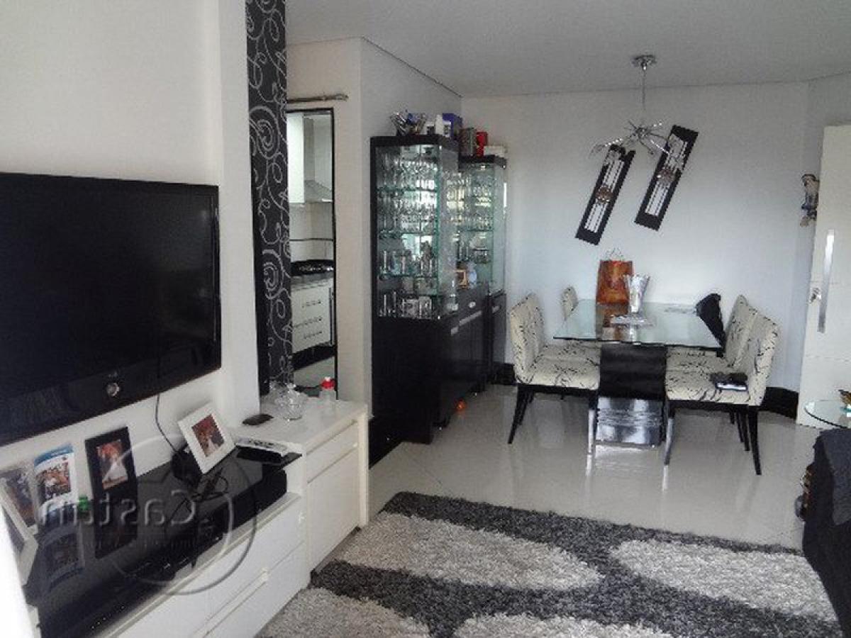 Apartamento de 3 dormitorios en Sao Paulo, Brazil No. 560653