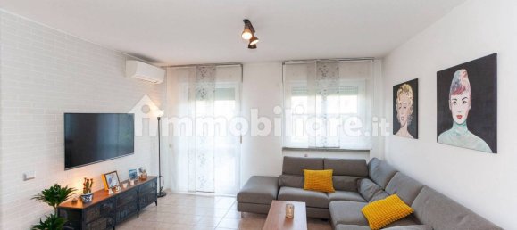 Casa de 2 dormitorios en Bollate, Italy No. 338806 3