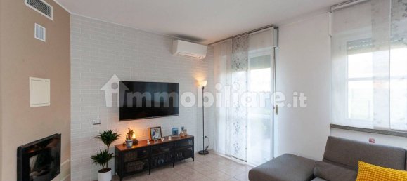 Casa de 2 dormitorios en Bollate, Italy No. 338806 4