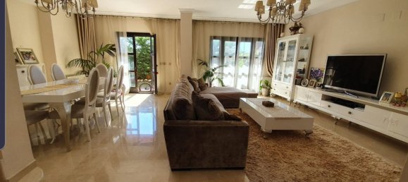 4 bedrooms Townhouse in Guadalmina, Spain No. 2933 2
