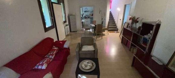 5 bedrooms Villa in Castelnuovo Rangone, Italy No. 370217 2