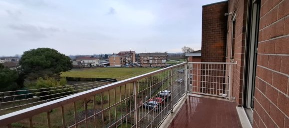 Apartamento de 4 divisões em Casale Monferrato, Italy N.º 56138 6