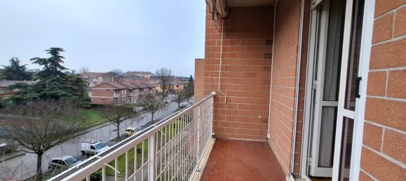 Apartamento de 4 divisões em Casale Monferrato, Italy N.º 56138 3