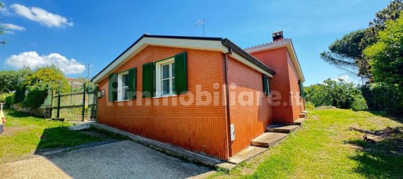 2 bedrooms Villa in Lanuvio, Italy No. 317287 3